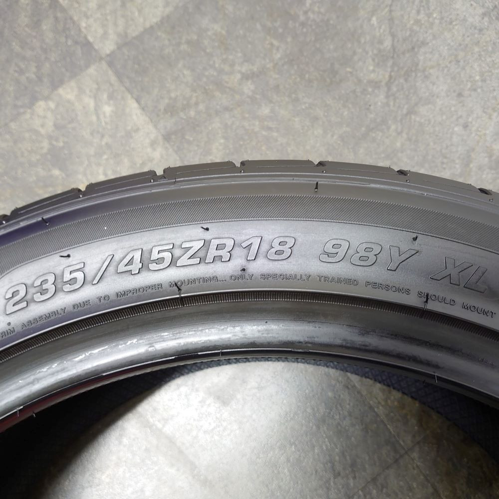 ダヴァンティ プロトゥ－ラスポーツ 235/45R18 235/45-18 98Y XL 18