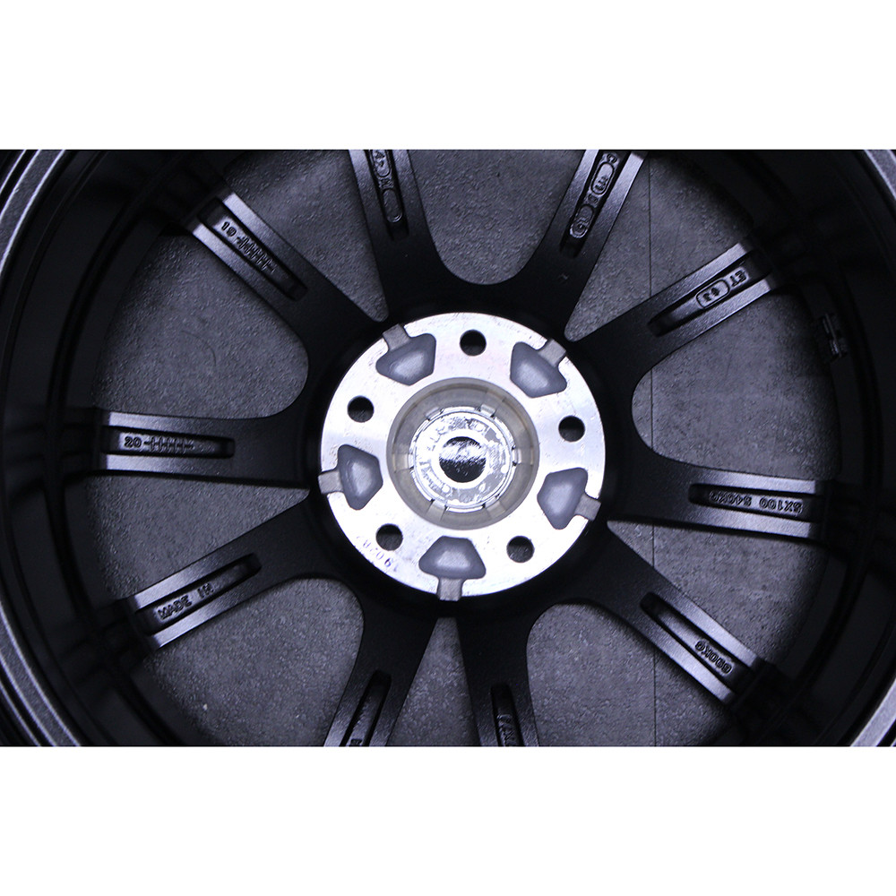 中古】Verthandi PW-S10 17x7.0 53 114.3x5 MGRAY + 【中古】MOMO