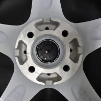 【4枚セット】【ｱｳﾄﾚｯﾄ】FINALIST FZ-S5 17x7.0 45 100x4 WHT